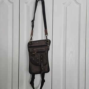 Brown Canvas Thigh Bag